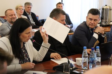 Za nami uroczysta sesja Rady Miejskiej w Wieluniu. Było wiele podziękowań za wspólną pracę na rzecz samorządu